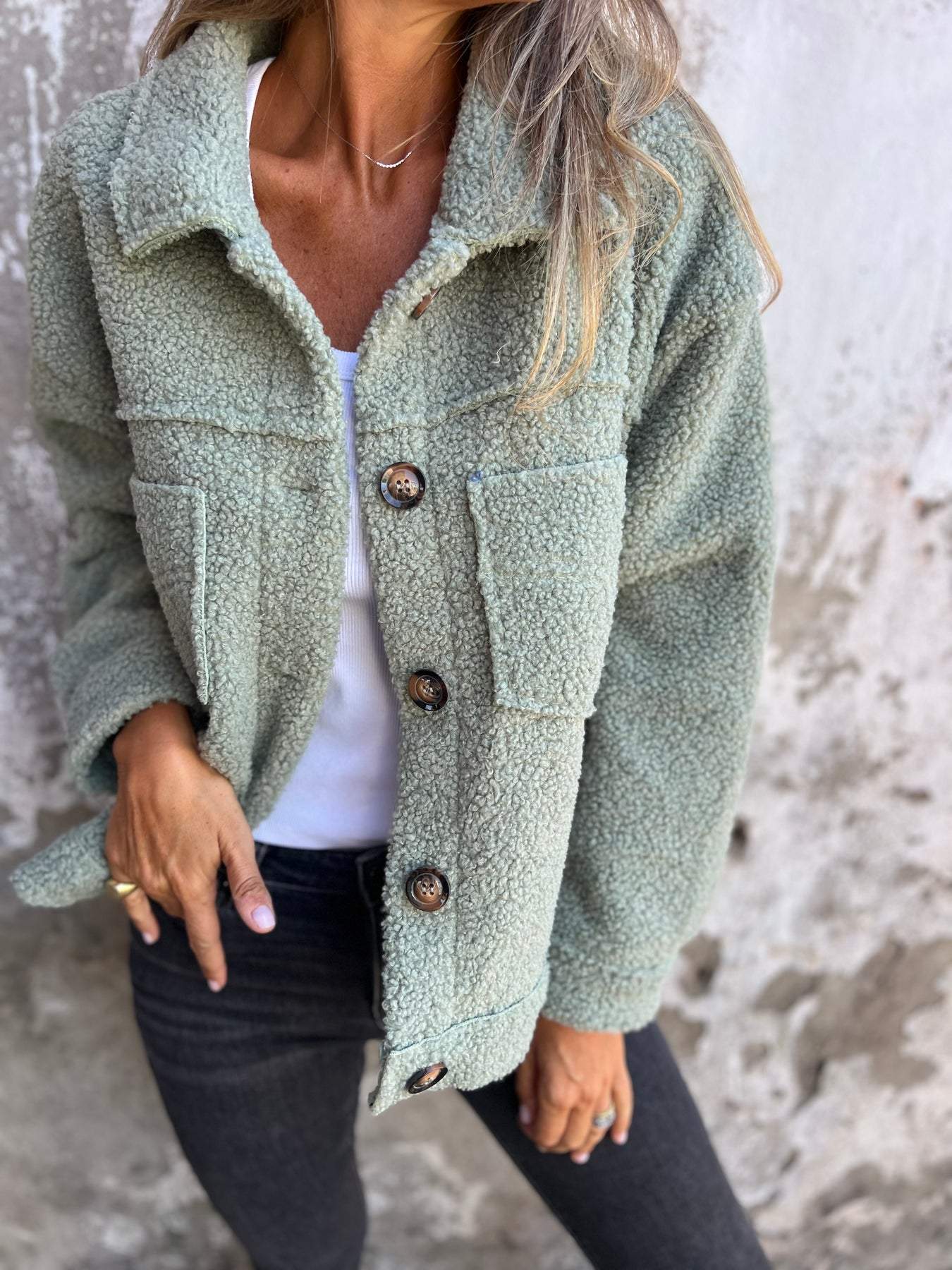 Alizée | Koselig jakke med knapper